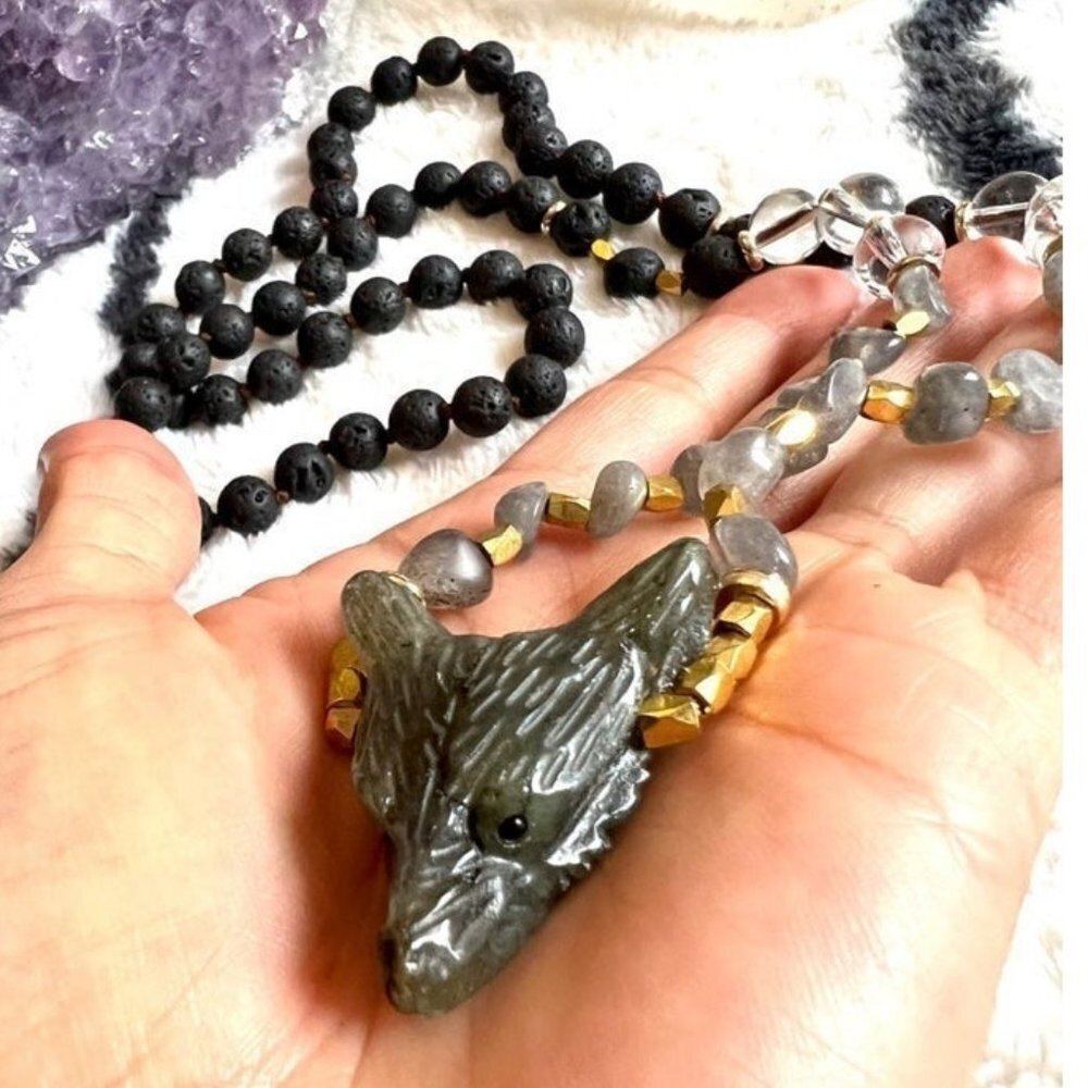LAST ONE! WOLF SPIRIT ANIMAL Obsidian Mala Bracelet - Picture 13 of 14